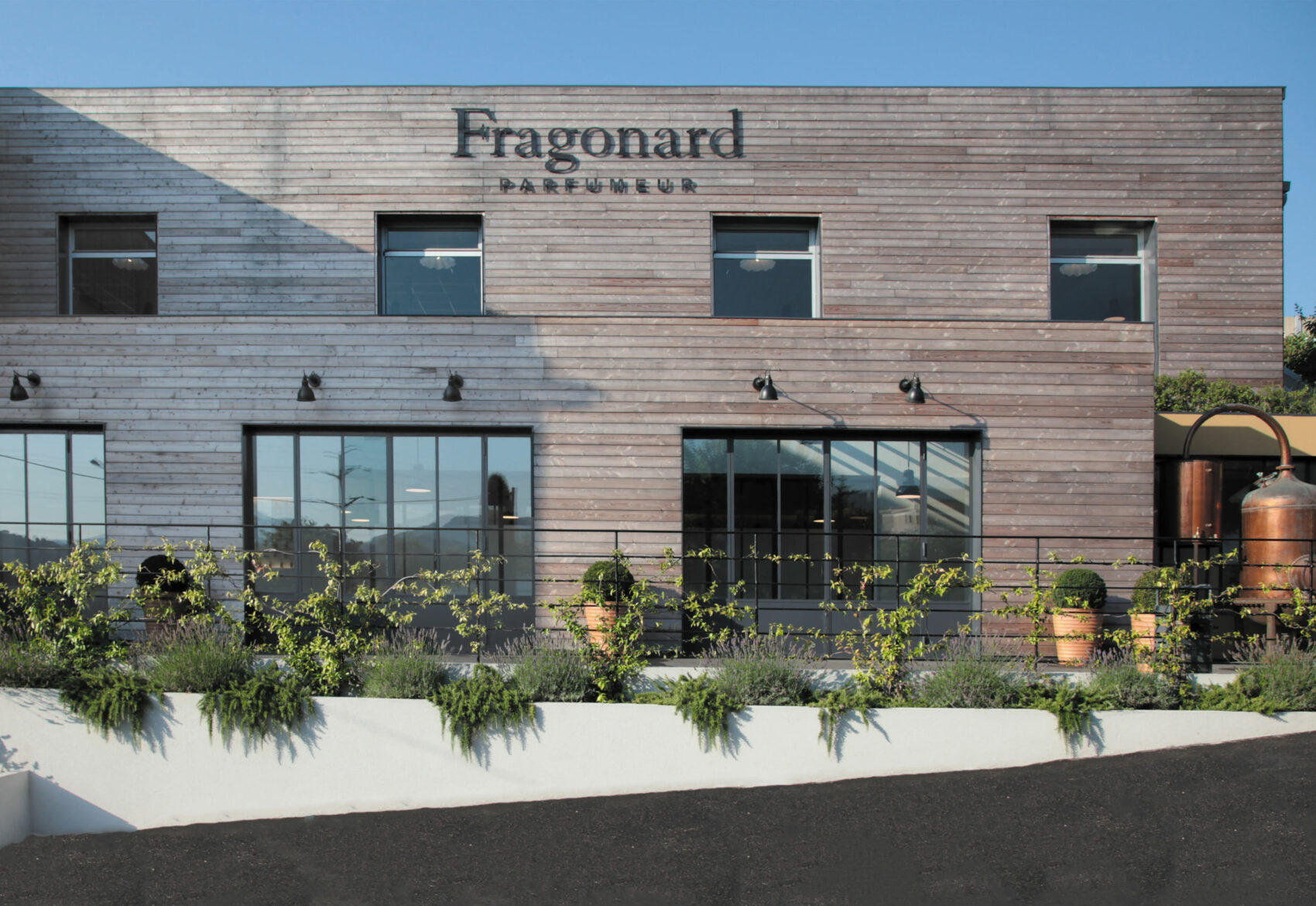 Facade fabrique des fleurs