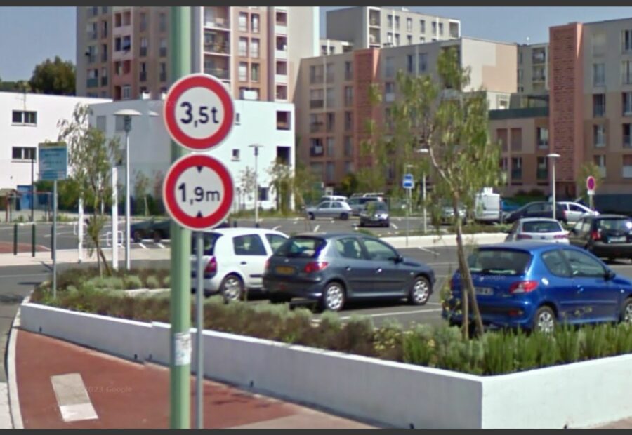 Parkings des Mirandoles